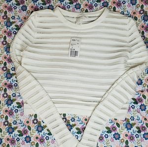 Small forever21 white crop top sweater